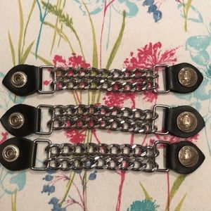 NWOT vest extenders with Lady Liberty details.